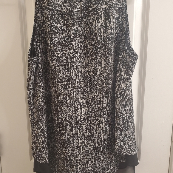Bundle Only:Violet and Claire Black White Double Layered Tank Blouse Size Medium - Picture 6 of 11